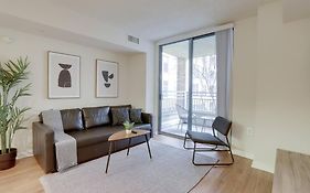 Awesome 2 Bedroom Apartmetn At Pentagon City With Gym